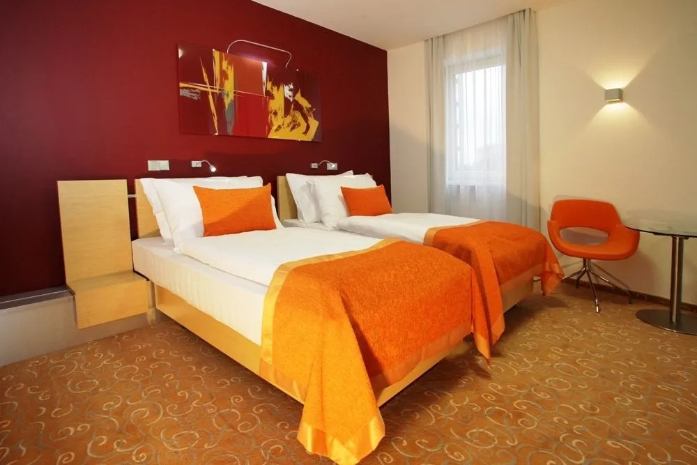 OREA Hotel Atrium