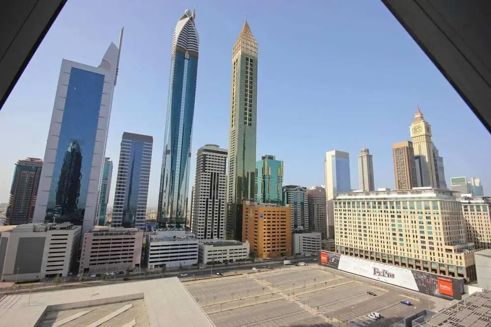 Spacious Apartment in the Classic Park Towers