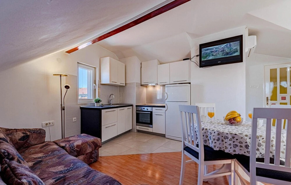 Nice Apartment in Vela Luka With Wifi and 2 Bedrooms