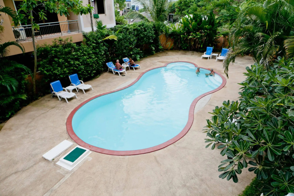 Full Moon Beach Resort