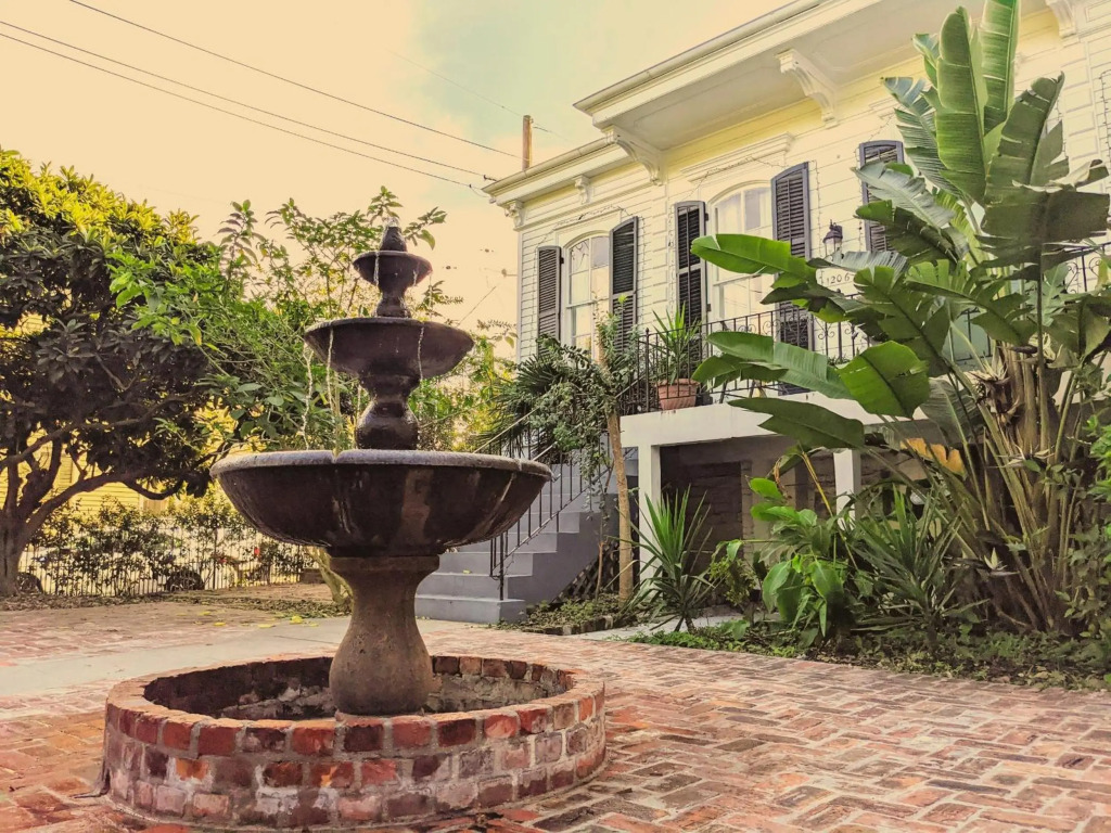 The Esplanade Guesthouse Mansion