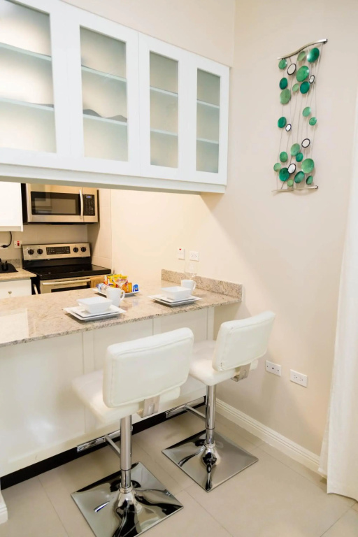 Choose To Be Happy at Eight - Eight Super Studio Apartments