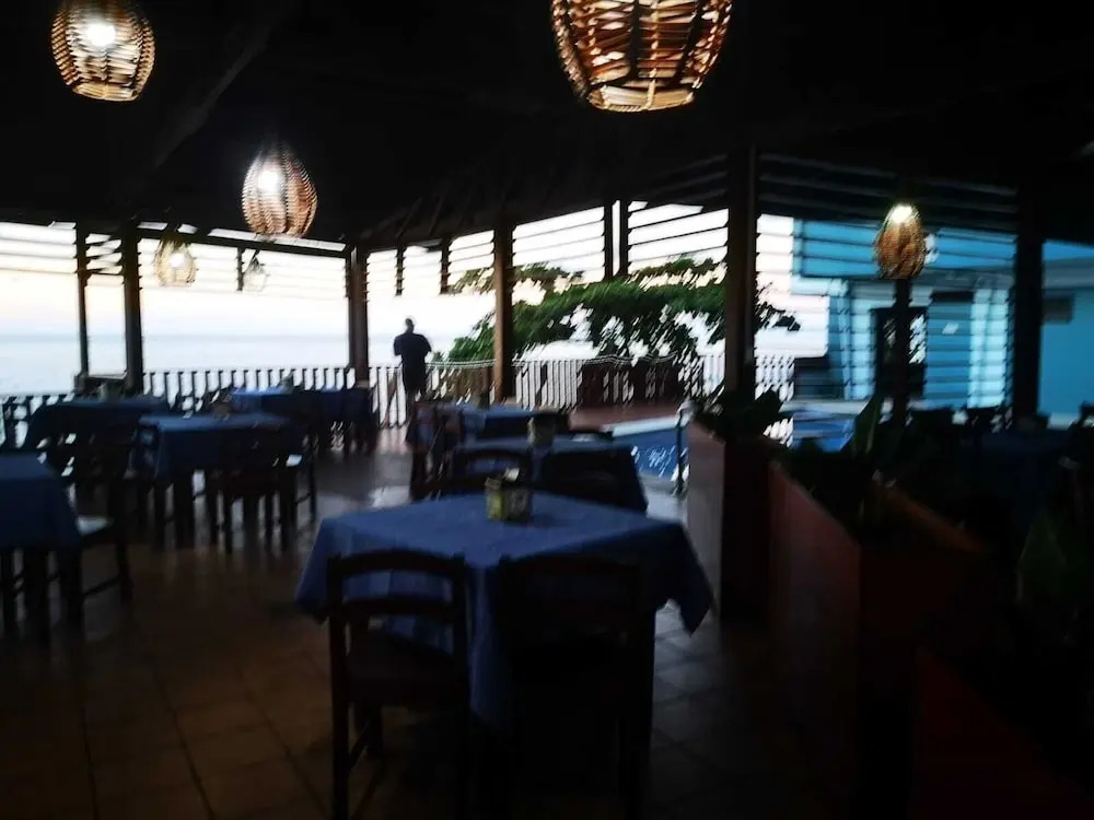 Hotel Playa Bonita