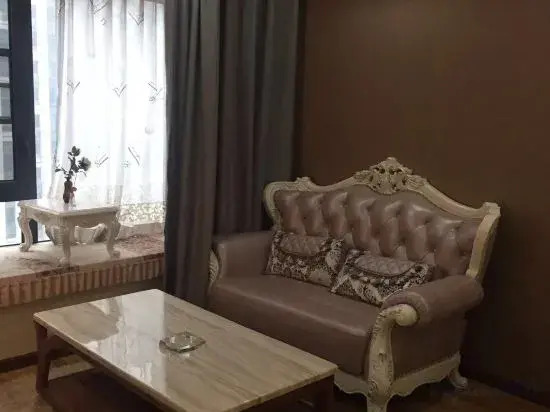 38.6℃ Hotel (Chuhe Hanjie Subway Station Provincial Museum Branch)