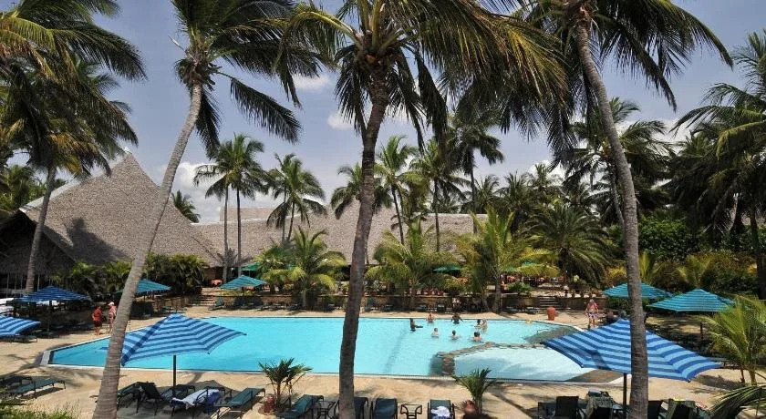 Bahari Dhow Beach Villas