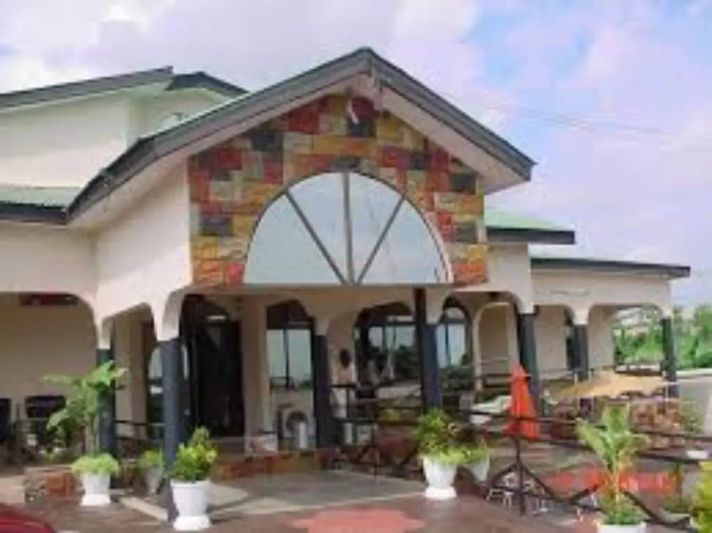 Luxurious Sunset Hotel in Kumasi