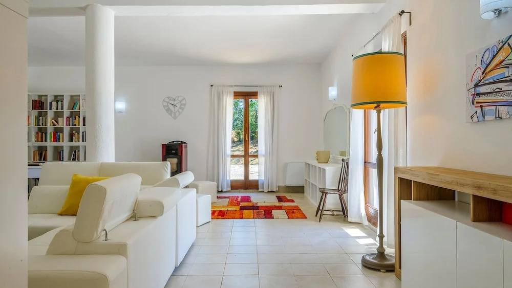 VILLA ARDENTE 12&1, Emma Villas