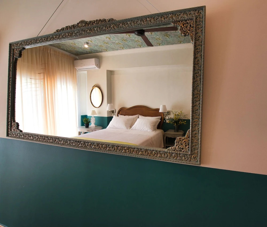 Rastoni Athens Suites near Acropolis at Tsatsou street