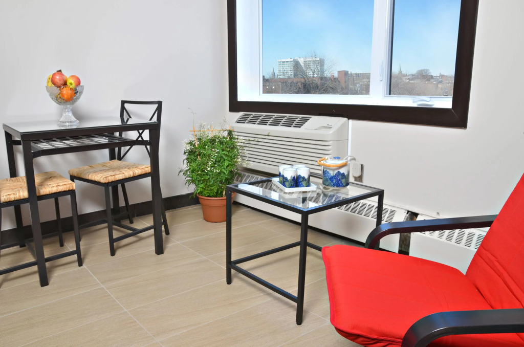 Cjour Apartments