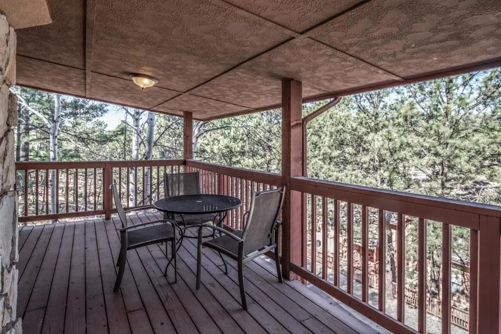 Pinon Park B22, 3 BRs, Pool Table, Fireplace, WiFi, Sleeps 8