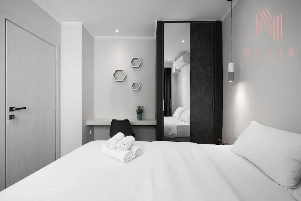 Bonsai Studios & Apartments, Nilie Hospitality MGMT