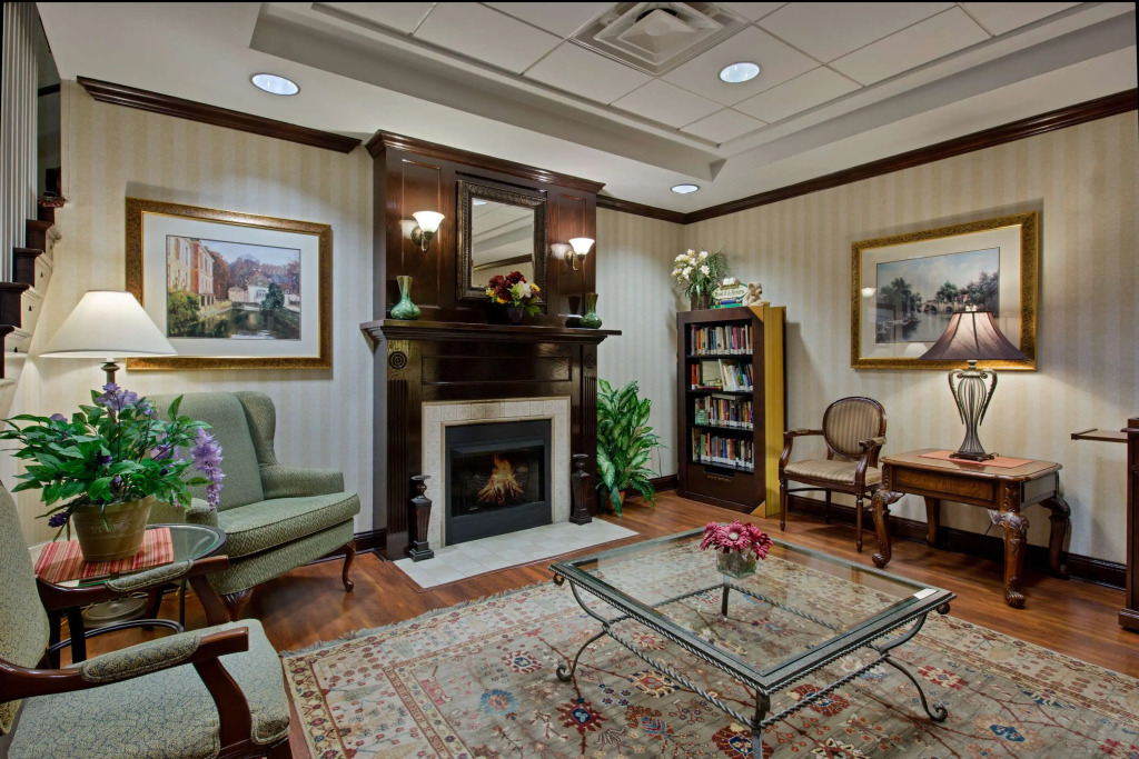 Country Inn & Suites by Radisson, Newport News South, VA