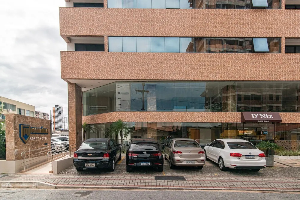 GoldFlat