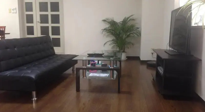 Osaka Tenma House