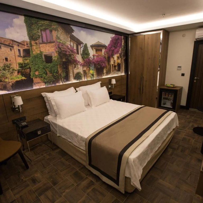 Northdoor Hotel