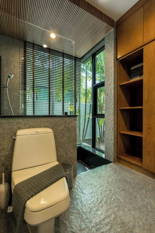 Baan Bua BT17 by Villacarte