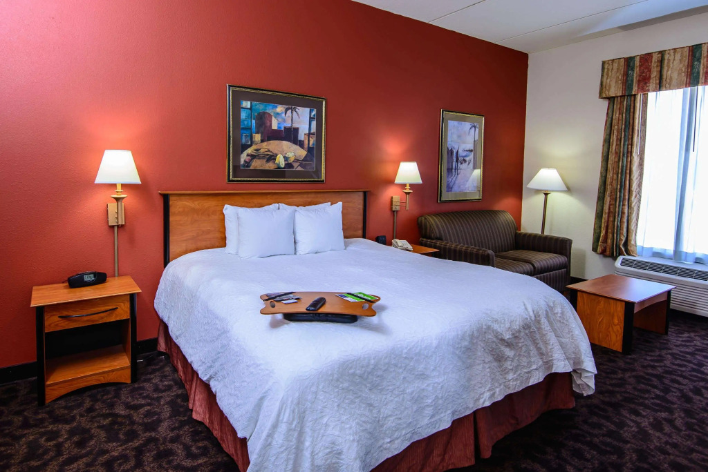 Hampton Inn Houston-Pearland, TX