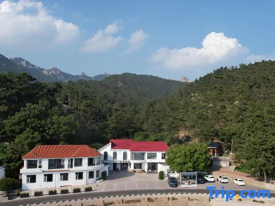 Dusk · Ershi Premium Oceanfront Boutique Stay