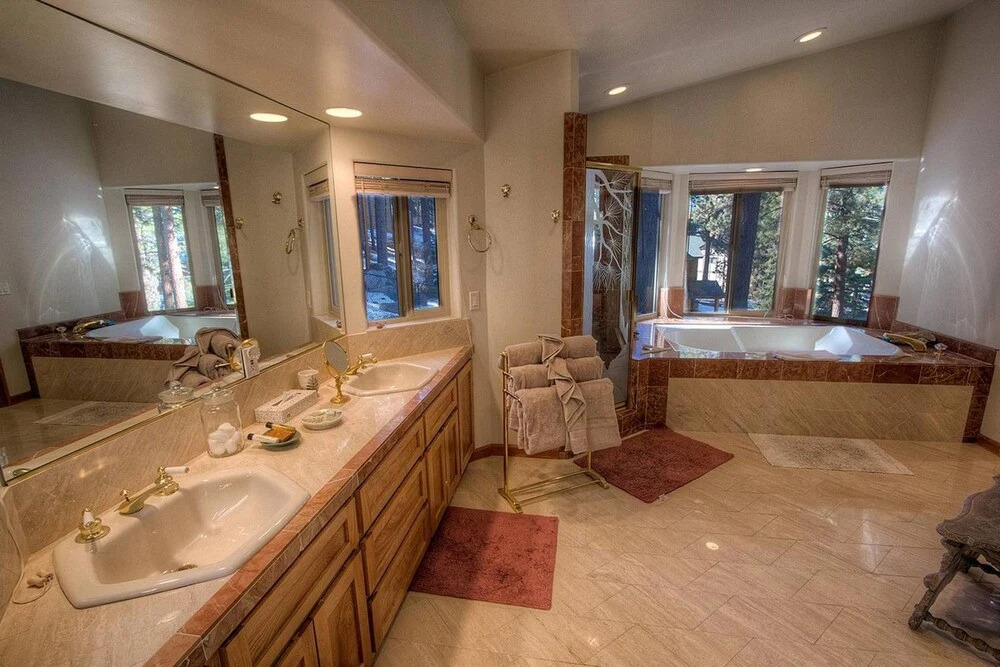 Silver Rock Lodge by Lake Tahoe Accommodations