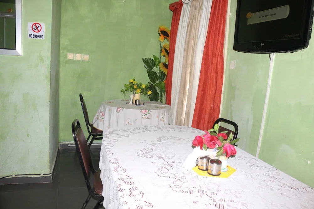 Bv.Standard Executive Suite