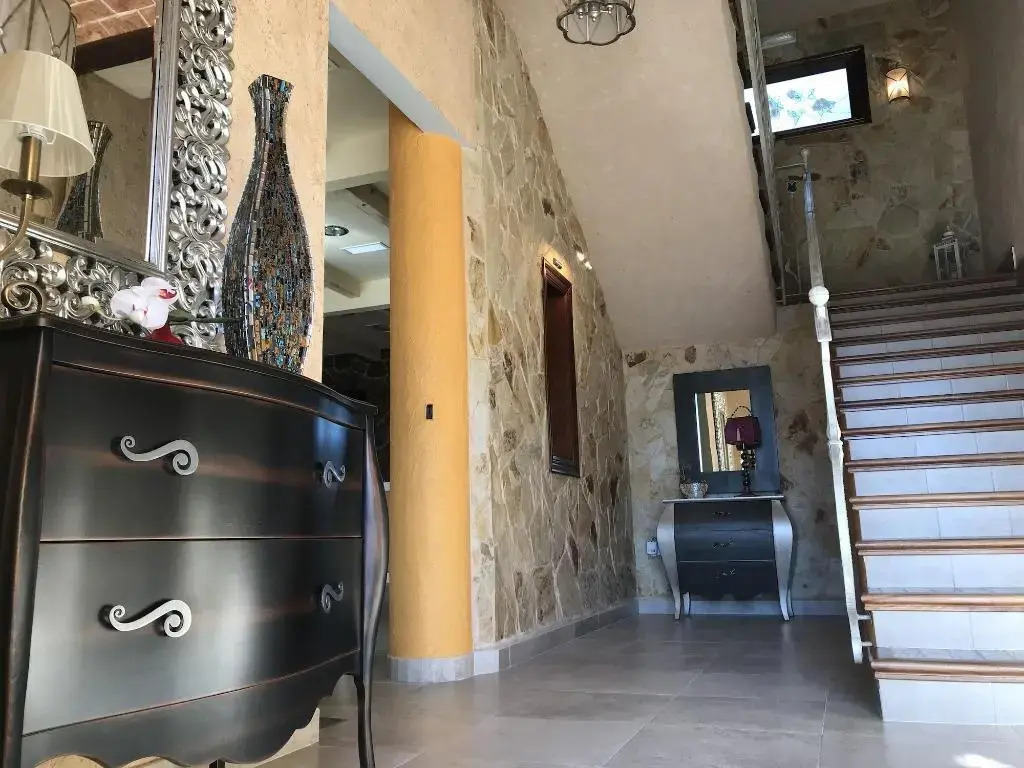 Hostal Rural Los Girasoles de iniesta