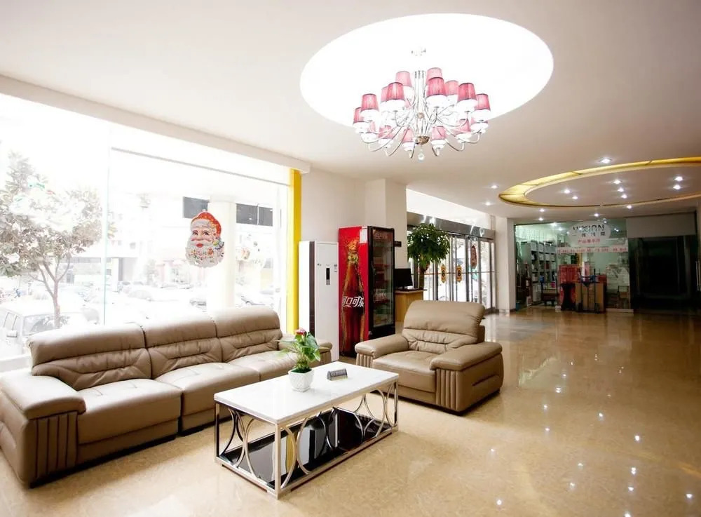 Super 8 Hotel