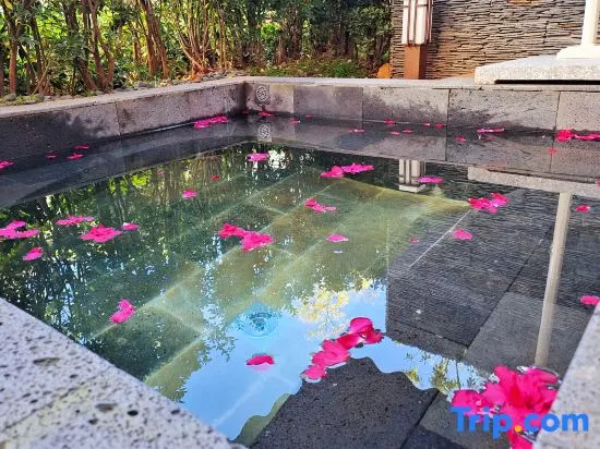 Nanhua Xingyang Garden Hotel