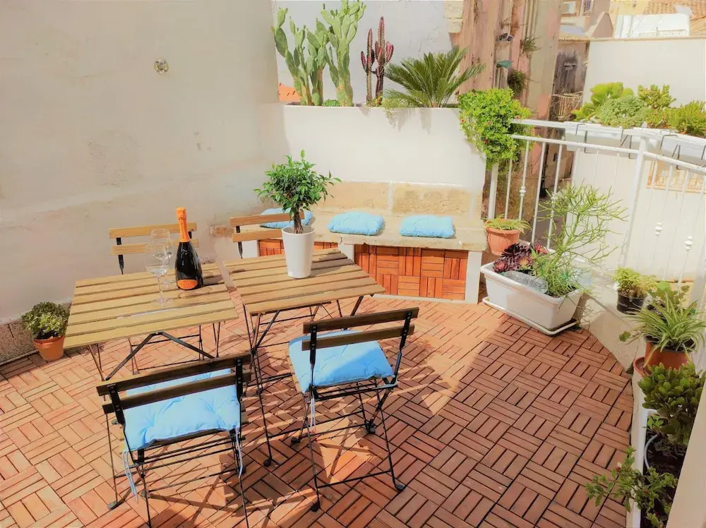 Suite Bagnara- Ortigia Holidays