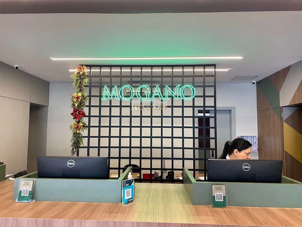 Mogano Business Hotel- ELETROPOSTO