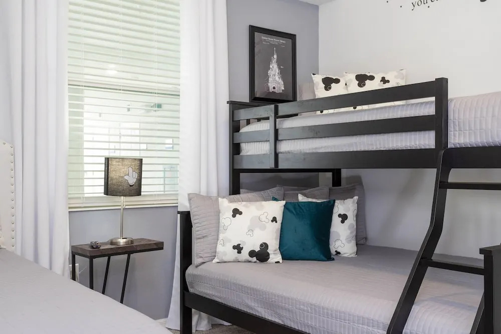 Gorgeous 2 Bedroom Apartment Close to Disney 305 3191