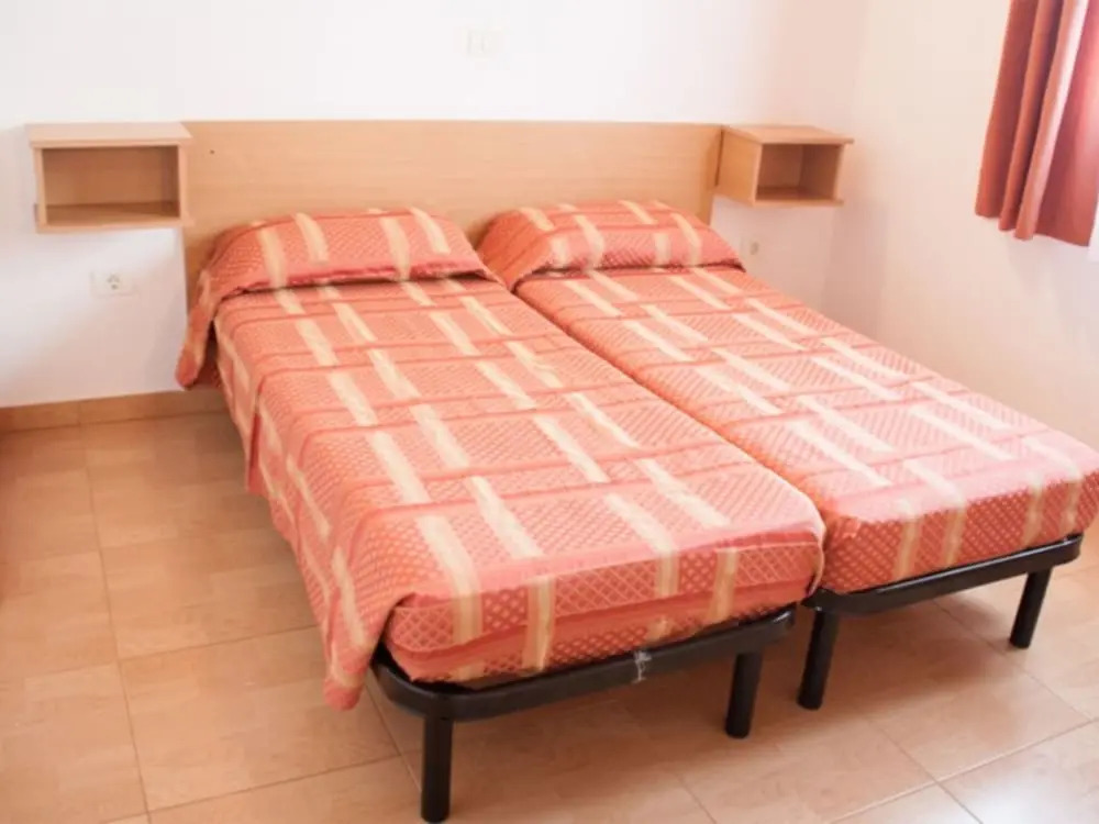 Carefully Furnished Bungalow With 2 Bathrooms, 7km From Pula