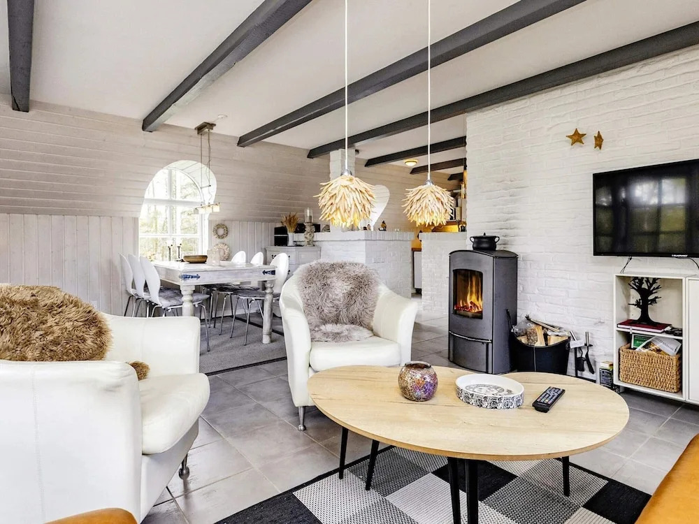 Unique Pet Friendly Holiday Home in Jerup near Sea