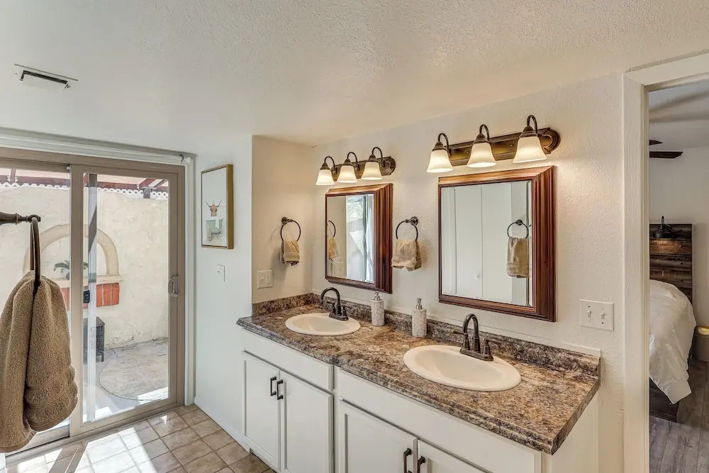 Lake Havasu Home w/ Pool: 2 Mi to Boat Launch
