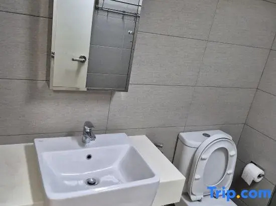 EkoCheras*Balcony* Sunshine&Cosy Condo Stay 3/4Pax