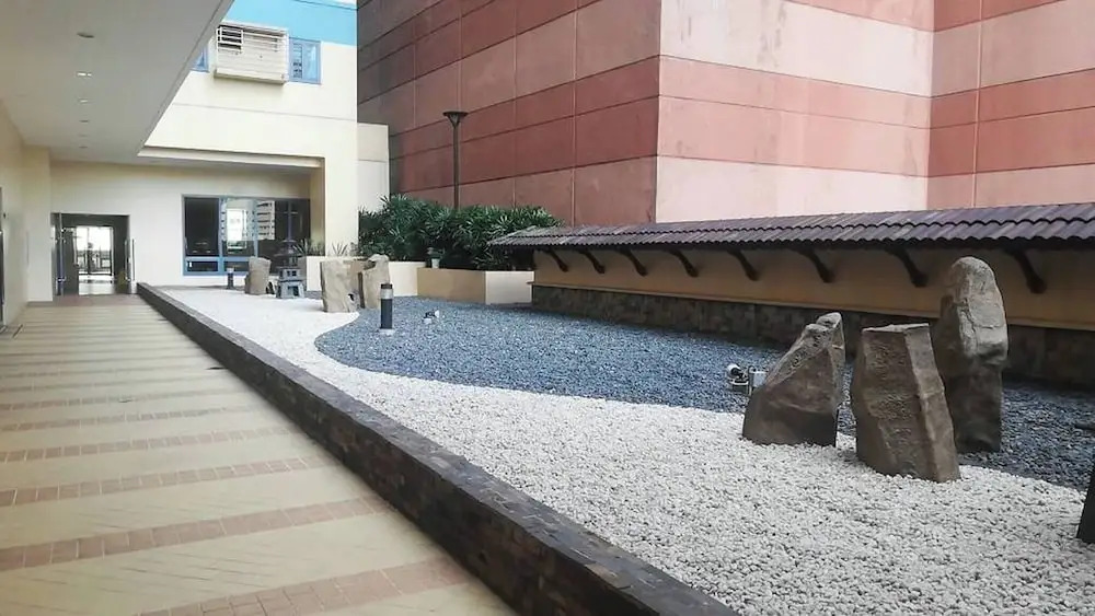 Grand Riviera Condotel Near St Lukes Medical Center