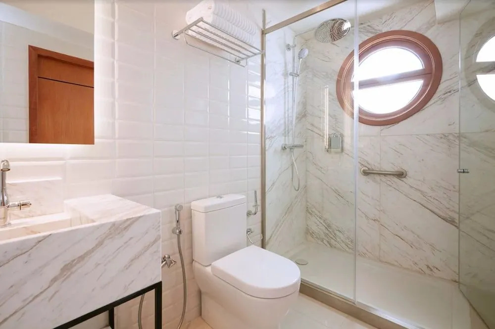 Golden Bay Hotel Boutique