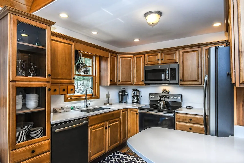 Swimming Bear Lodge 4 Bedroom House