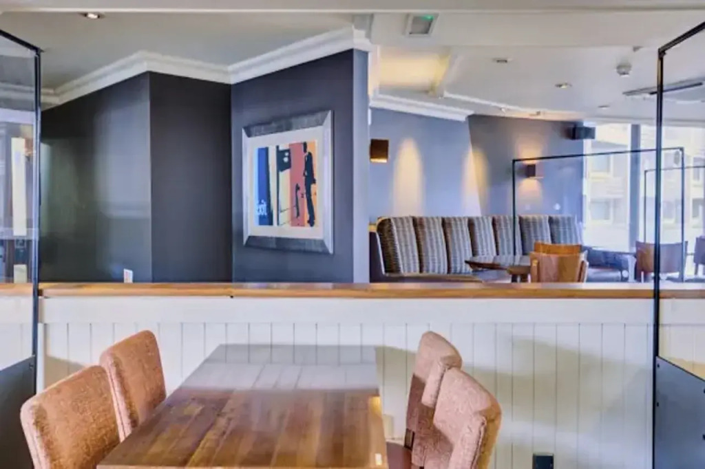 Premier Inn London Putney Bridge