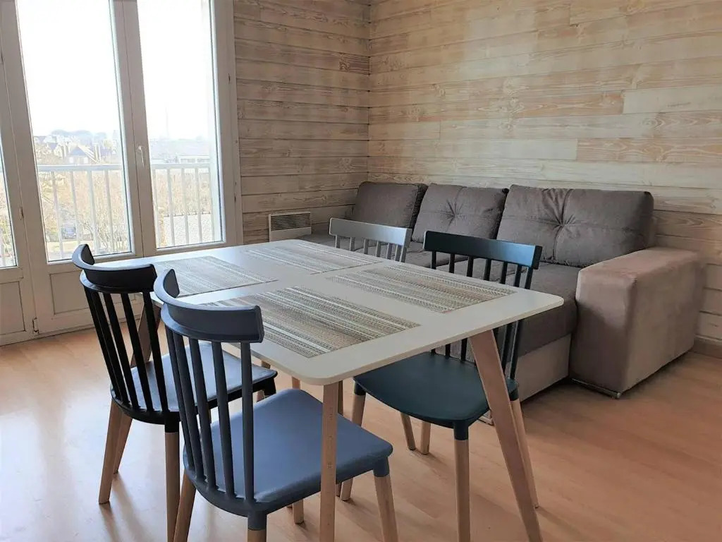 Appartement Perros-Guirec, 2 pièces, 4 personnes - FR-1-368-347
