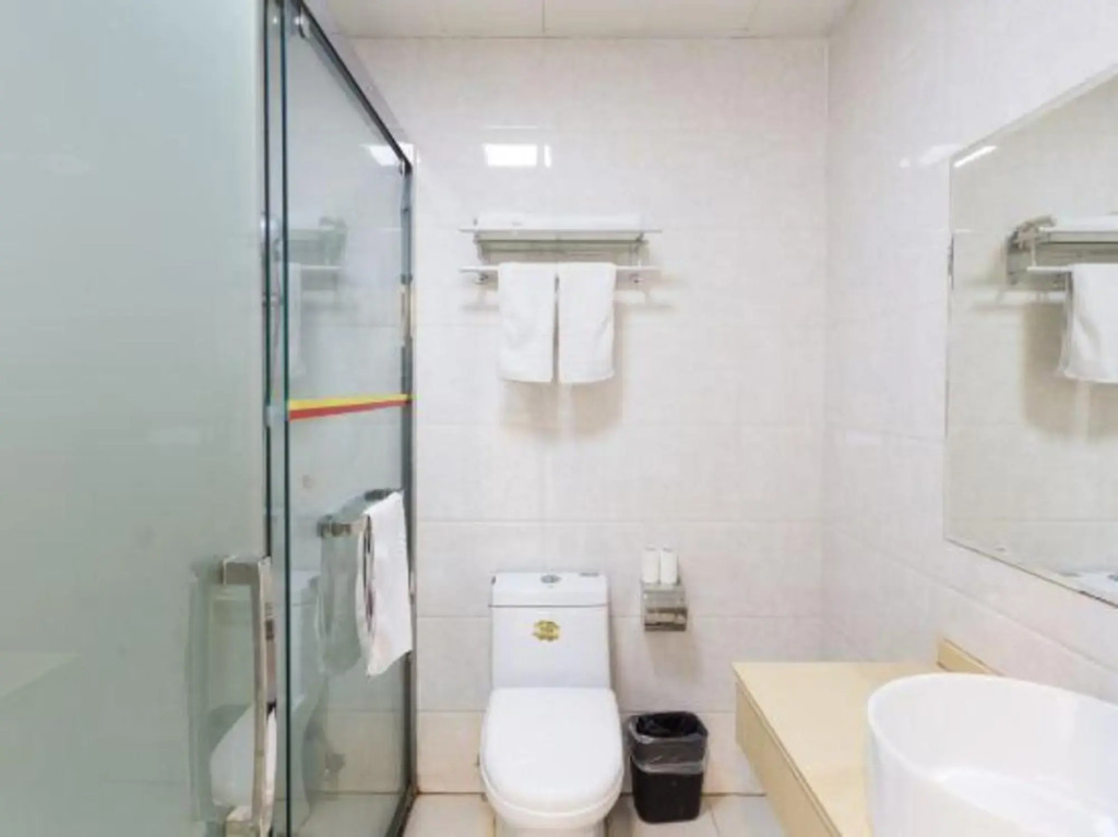Super 8 Hotel (Lianyungang East Jiefang Road Wanda Branch)