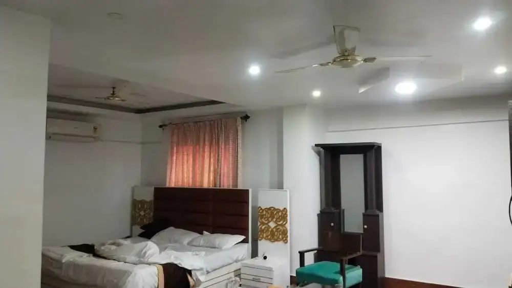 The Royal Suites
