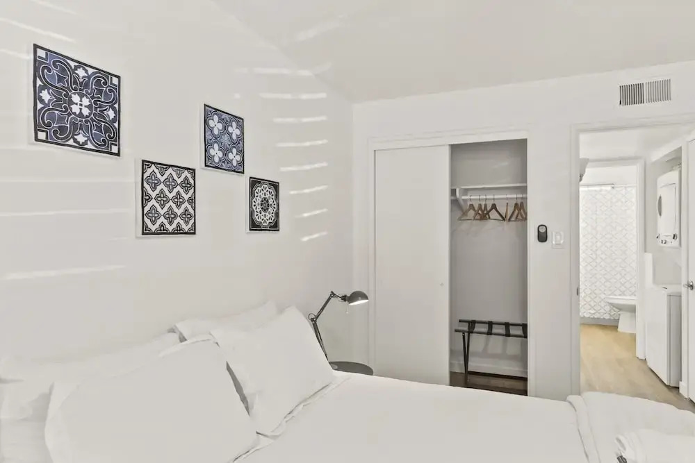 Lovely 1-bedroom condo in Biltmore