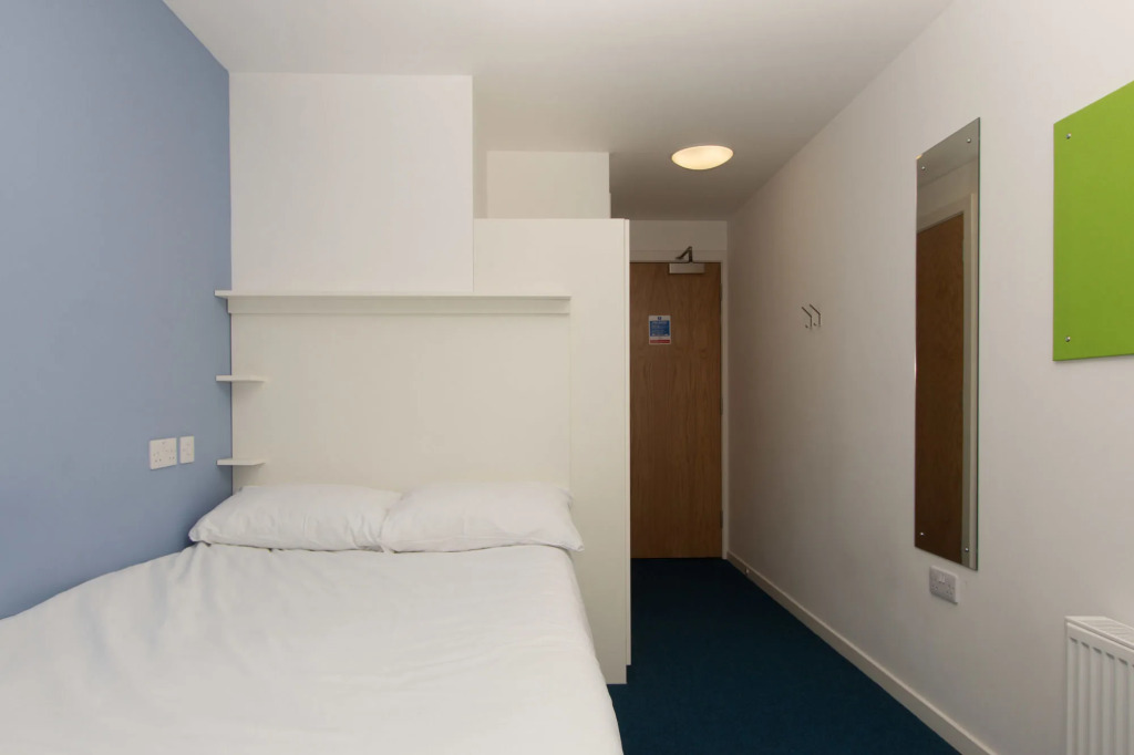 Destiny Student - Shrubhill