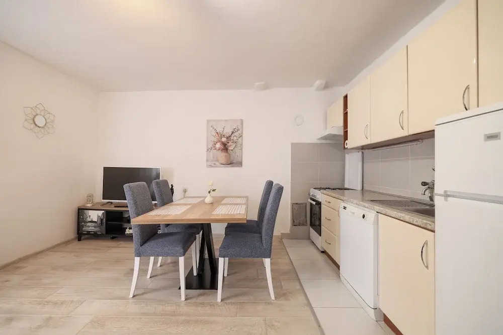 Viva - 2 bedroom apt in city centar