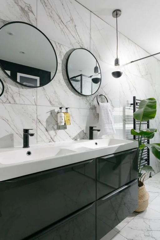 Luxe Experience - Premium Central House