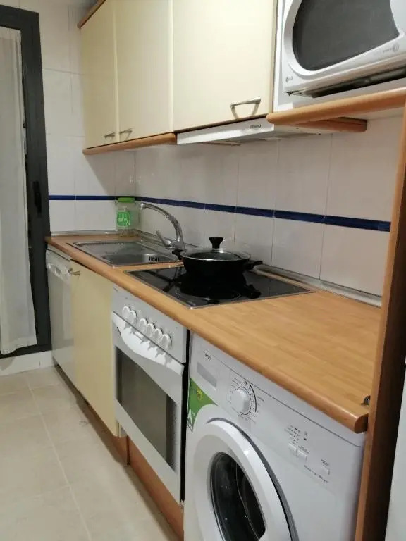 Apartamentos Dos Torres Gandalf - Excelente ubicación centrica con garaje incluido
