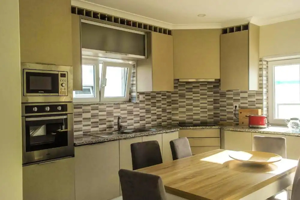 House with 4 Bedrooms in Atalaia, with Pool Access, Enclosed Garden And Wifi - 3 Km From the Beach