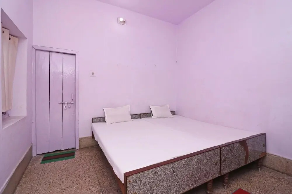 Hotel Swapnapuri by OYO Rooms