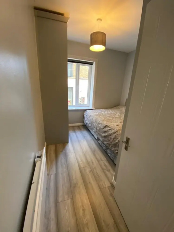 3 bed apartment near Temple Bar