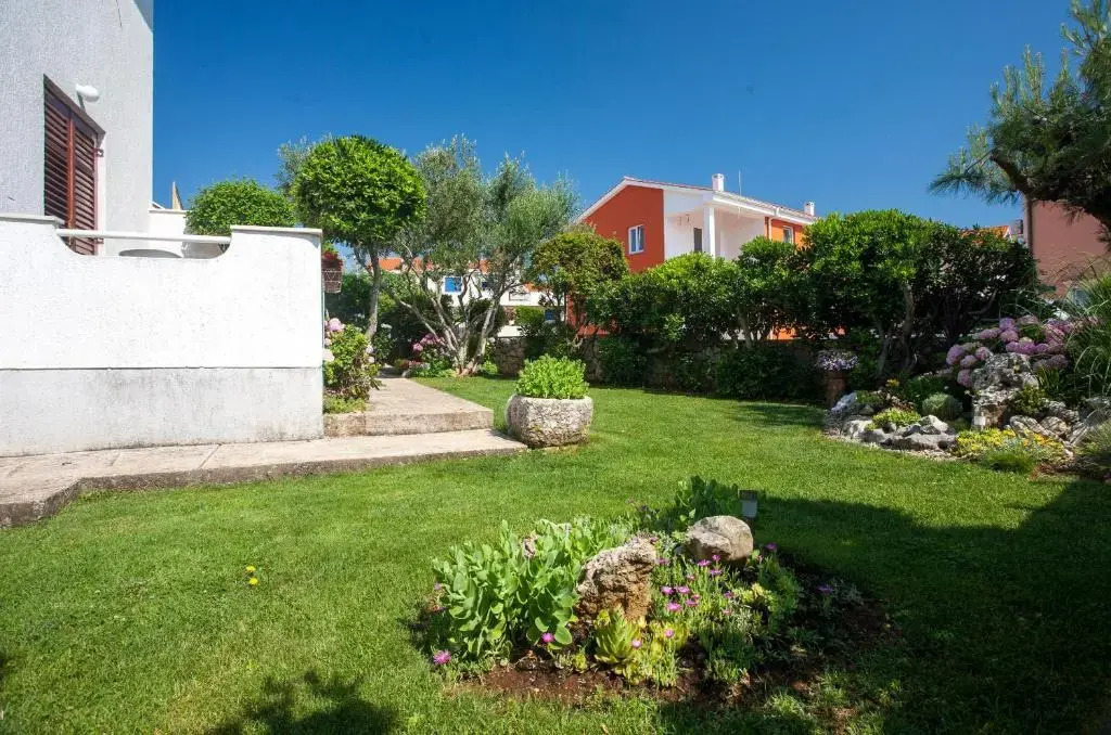 Apartment Smiljana